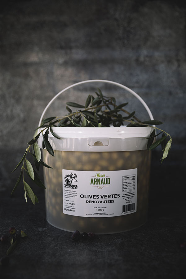 Olives vertes dénoyautées en seau de 4 kg