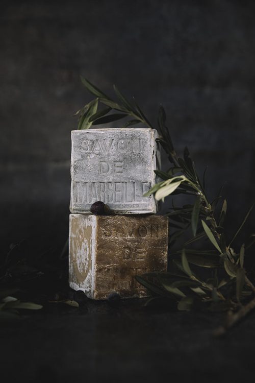 Cube de véritable savon de Marseille blanc à l'huile végétale